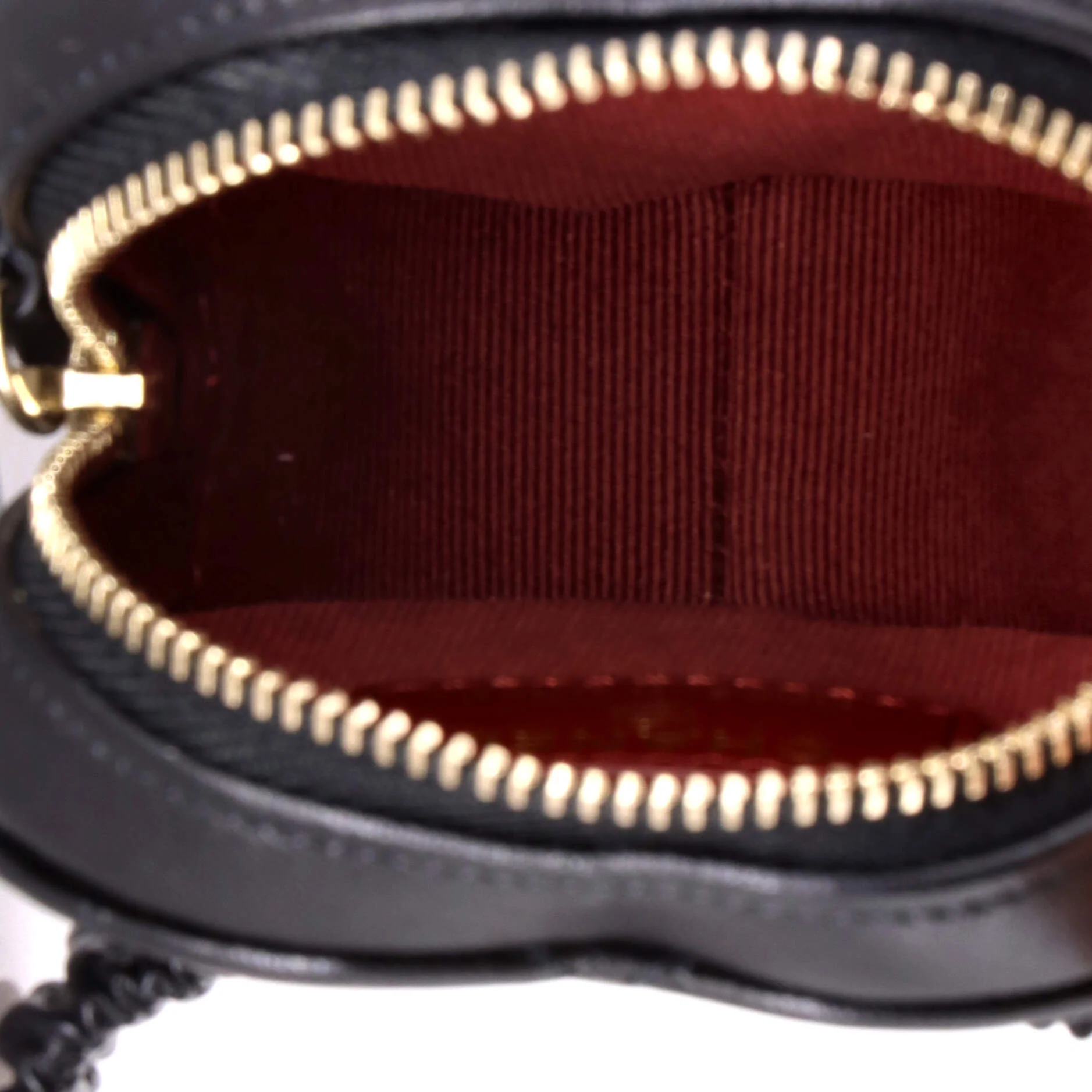 CC in Love Heart Arm Zip Coin Purse Quilted Lambskin - Image 6