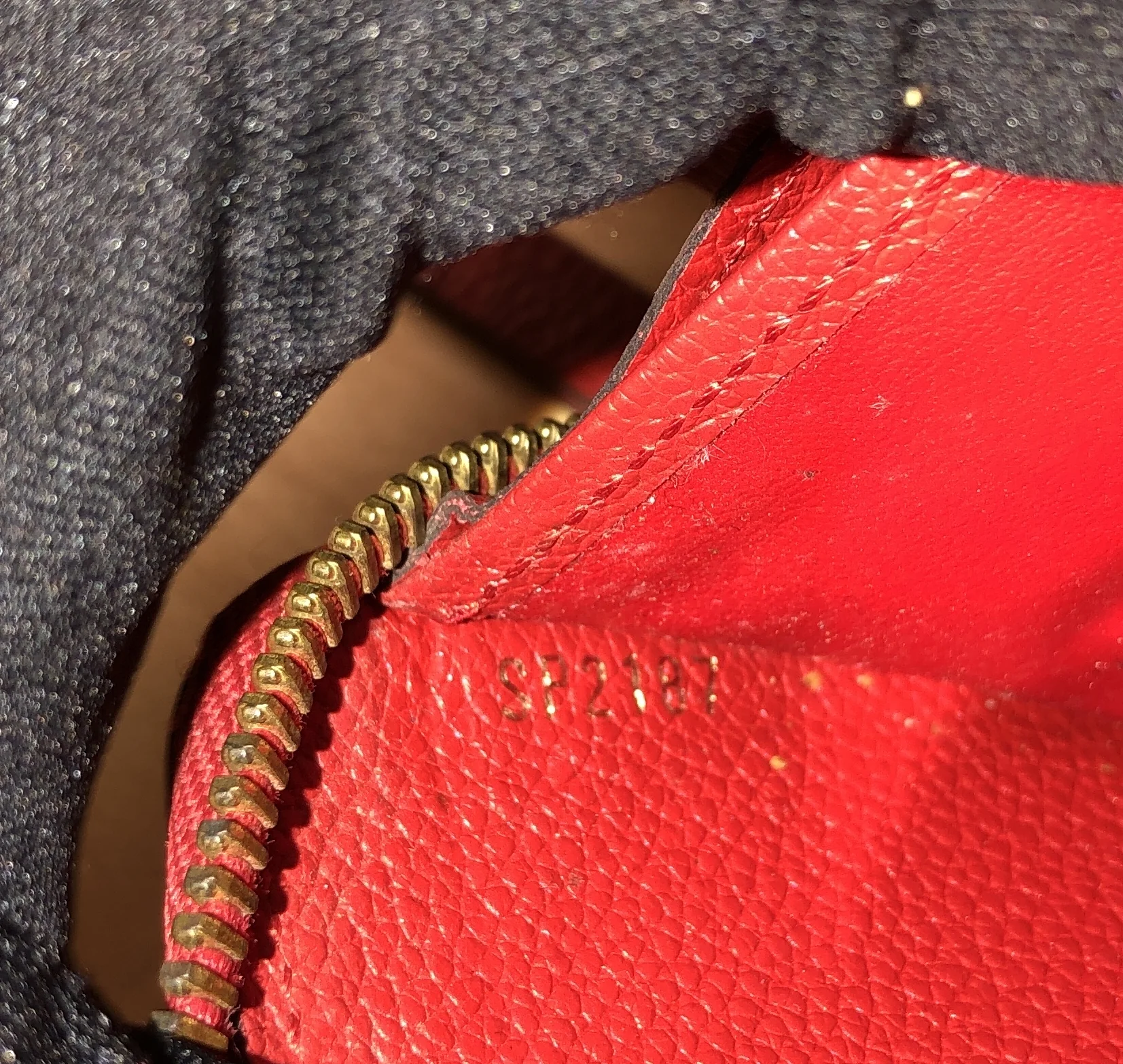 Zippy Wallet Monogram Empreinte Leather - Image 9
