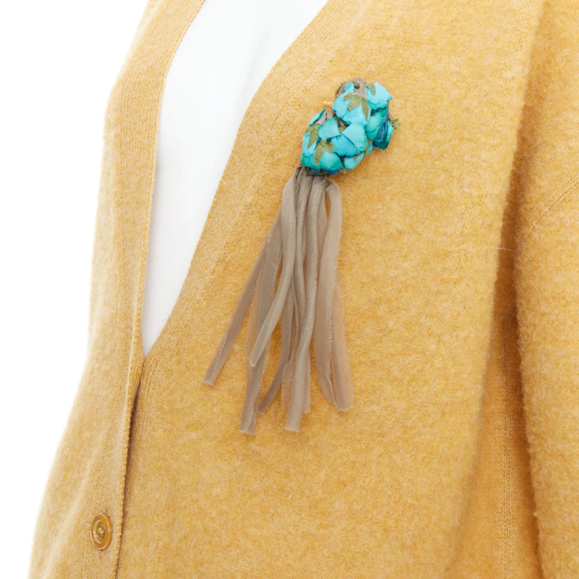 Women's Gucci wool yellow floral brooch oversized cardigan - Image 8