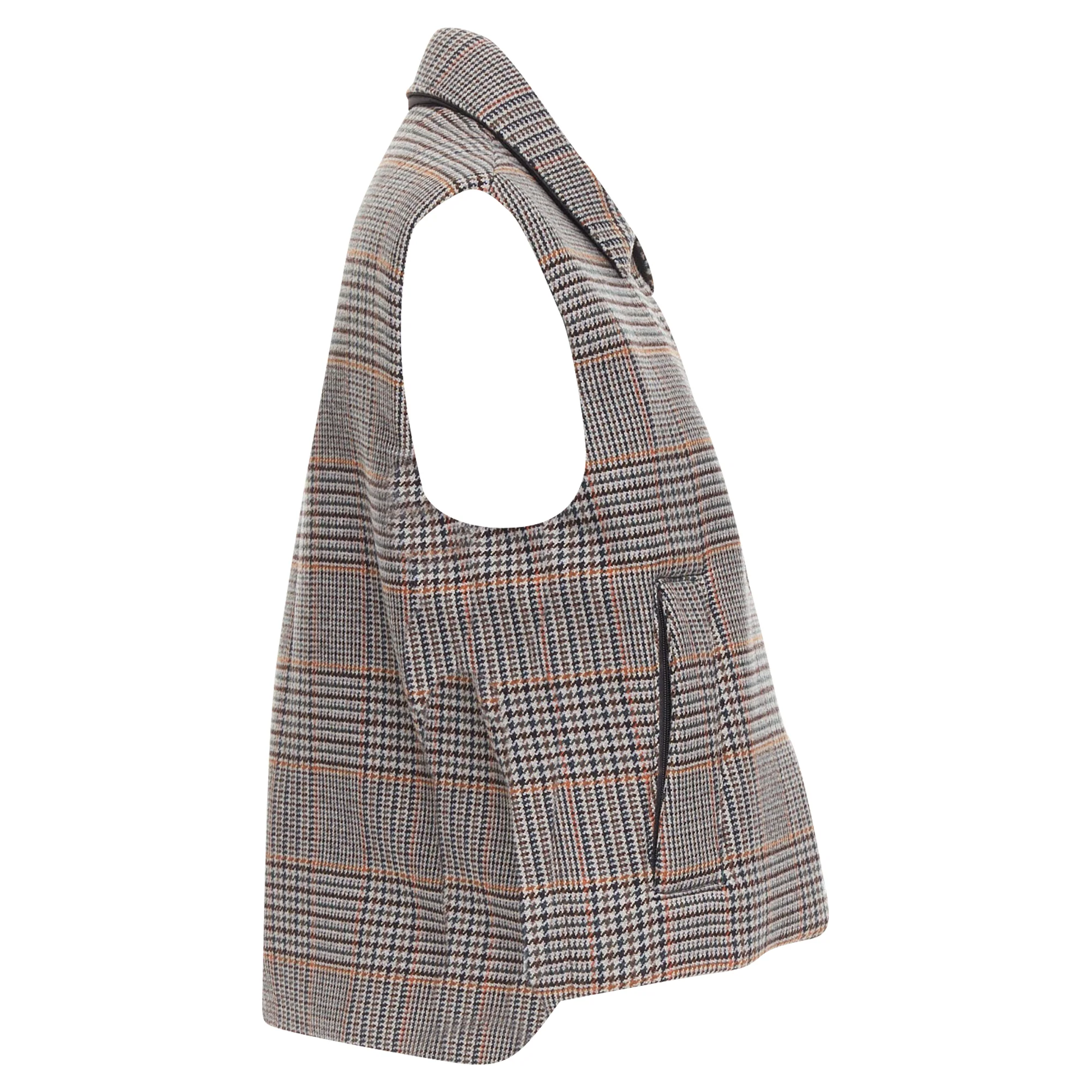 Women's Prada houndstooth logo puffer vest - Image 4