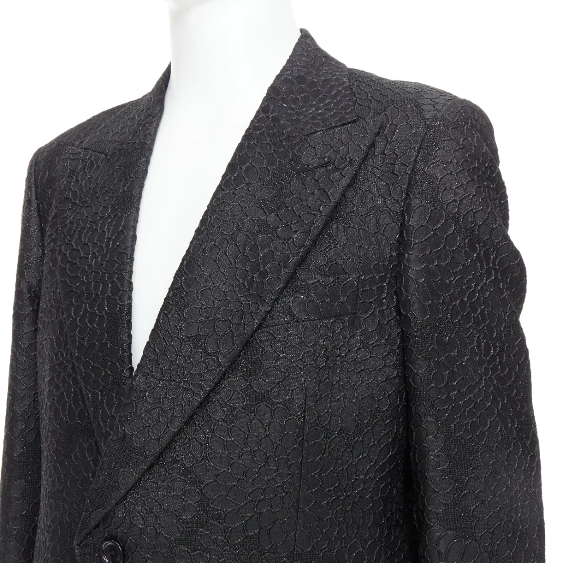 Men's Tom Ford Cooper floral 3D brocade peak lapel tuxedo blazer - Image 8
