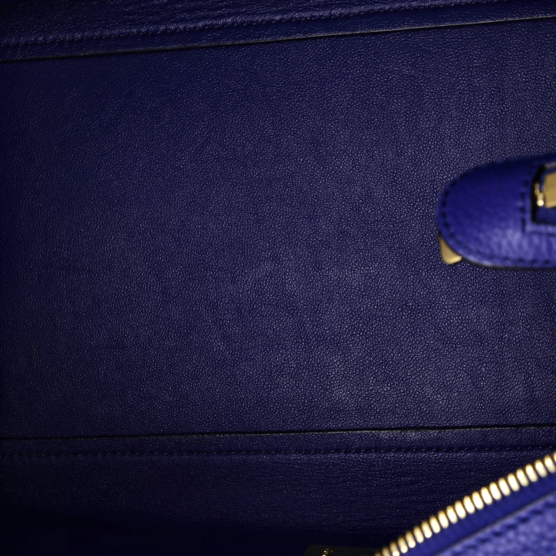 Trapeze Bag Leather Medium - Image 5