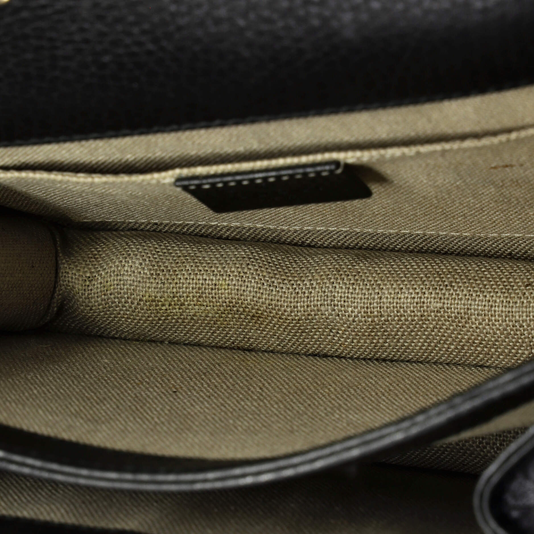 Interlocking Shoulder Bag Leather Small - Image 5