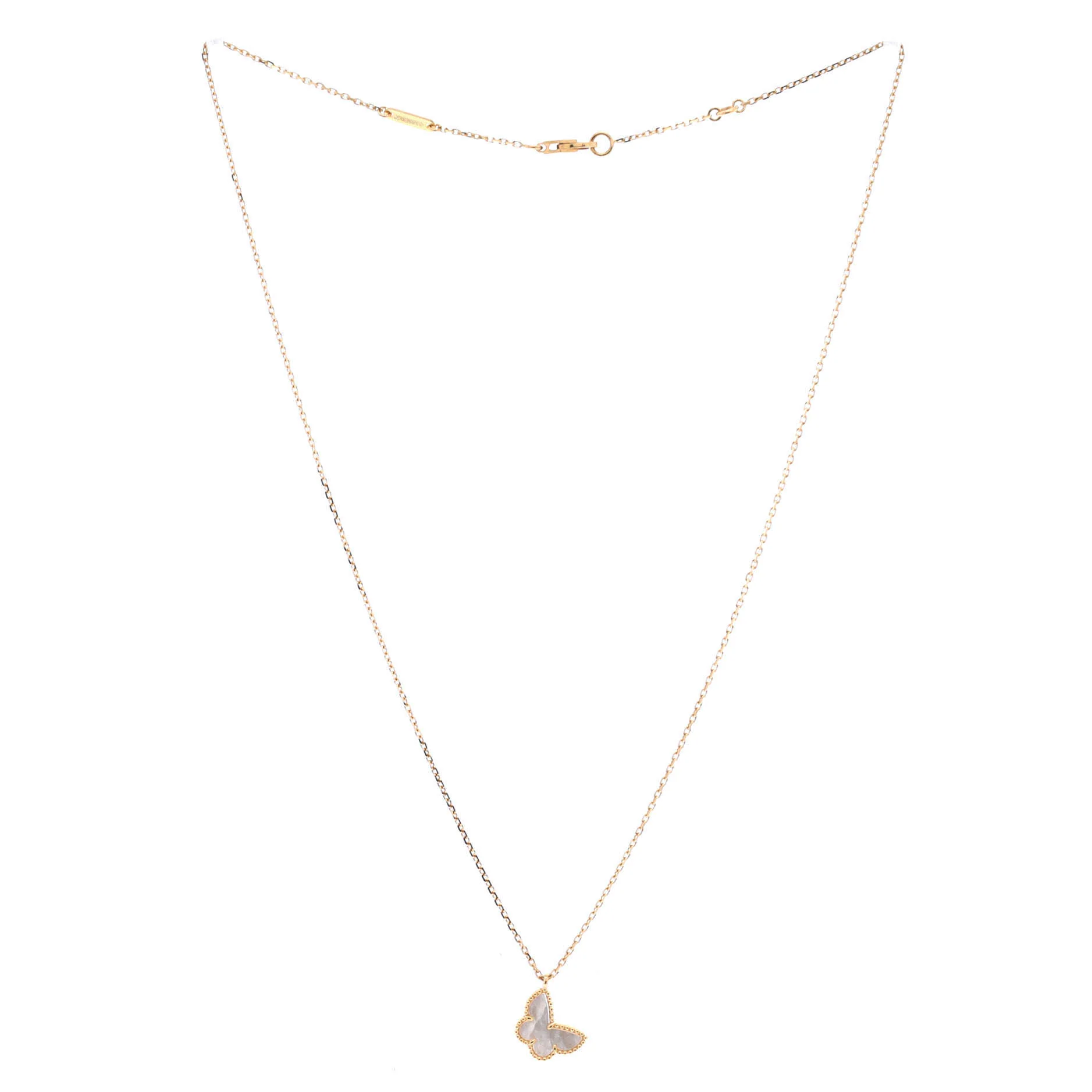 Sweet Alhambra Butterfly Pendant Necklace 18K Yellow Gold and Mother of Pearl - Image 3