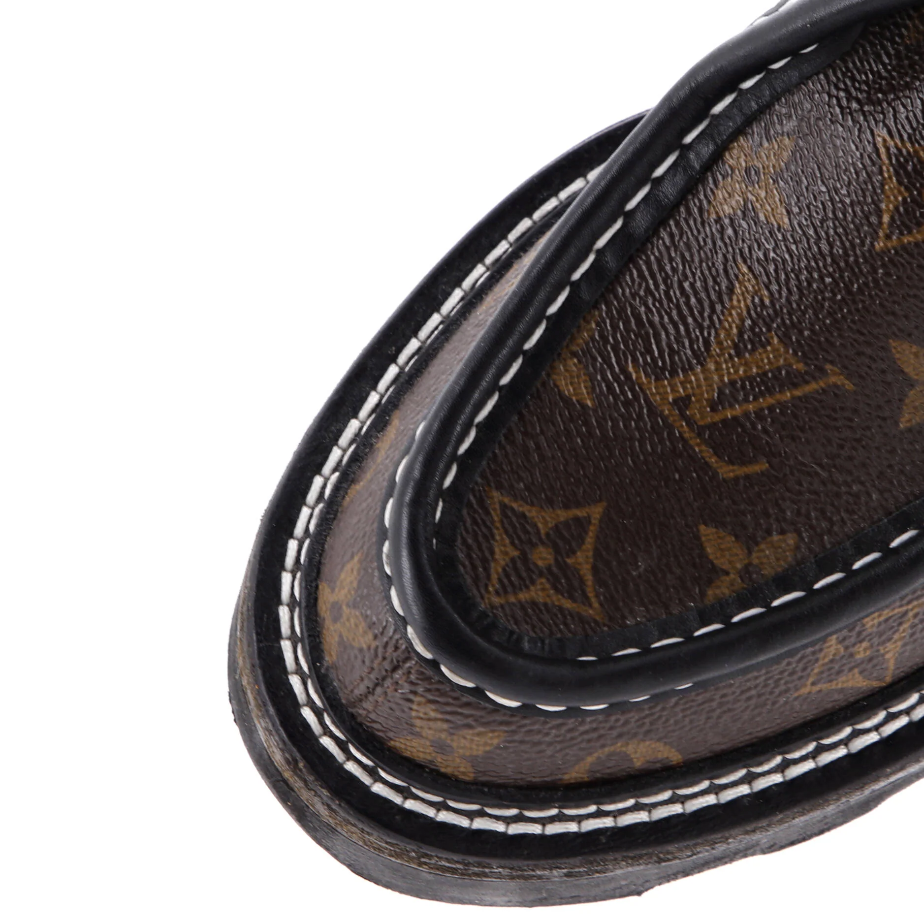 Women's LV Beaubourg Platform Derby Shoes Monogram Canvas - Image 5